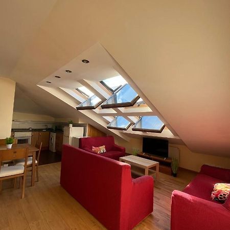Apartamentosarturo Llanes Laplaza Atico Centrico エクステリア 写真
