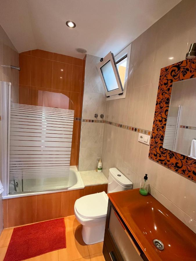 Apartamentosarturo Llanes Laplaza Atico Centrico エクステリア 写真